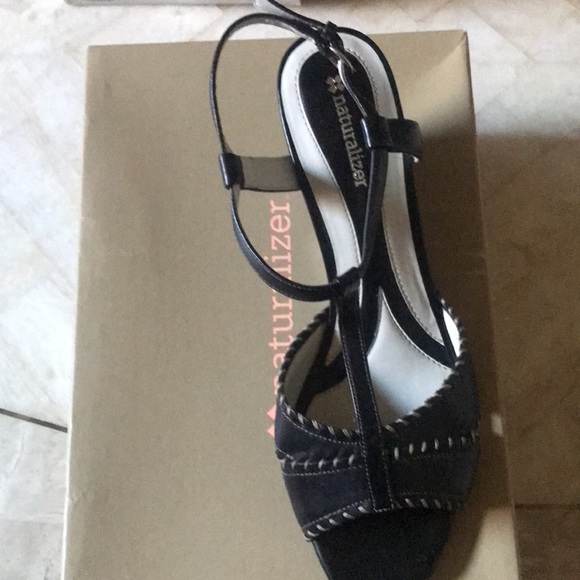 NATURALIZER WOMENS SHOES SWITCHED BLACK 8.5 M